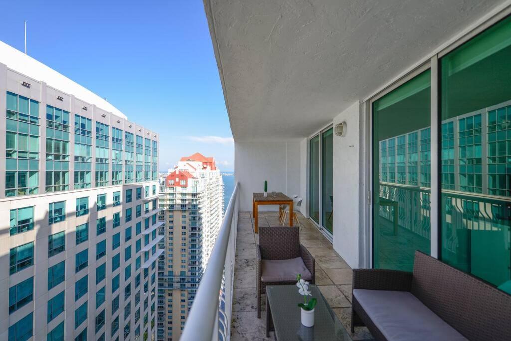 Centric Modern 40Thfloor Brickell Condo Free Parking By Palermo Home Miami Kültér fotó